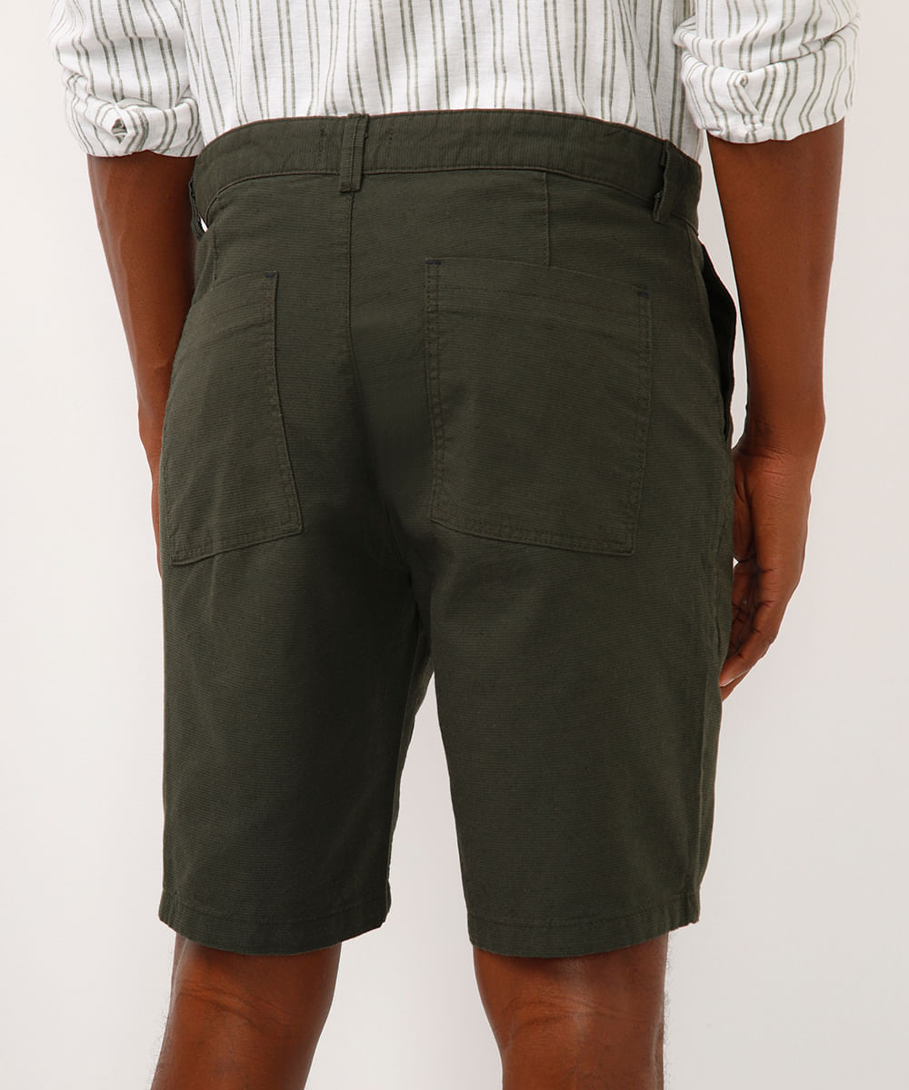 bermuda de alfaiataria com linho verde