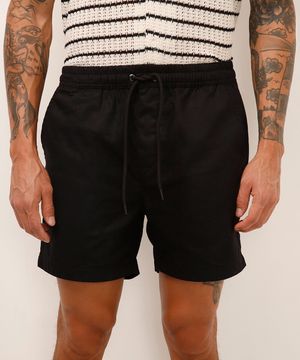 short de sarja com bolsos e cordão preto