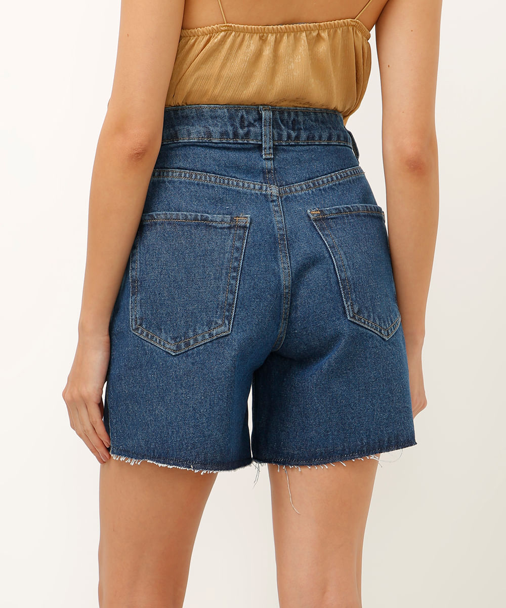 short jeans cintura alta barra a fio azul