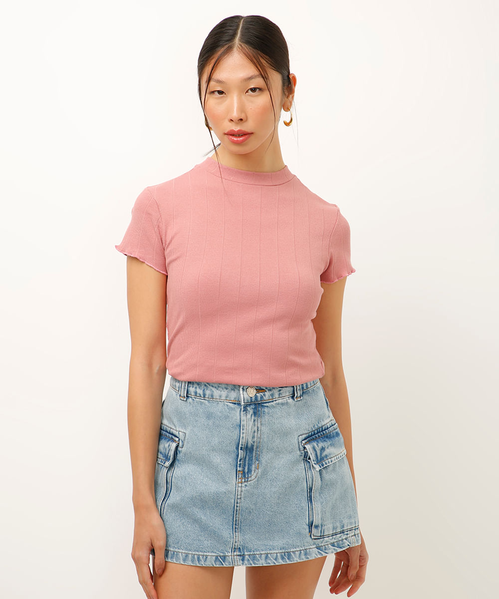 blusa de viscose canelada com frufru rosa