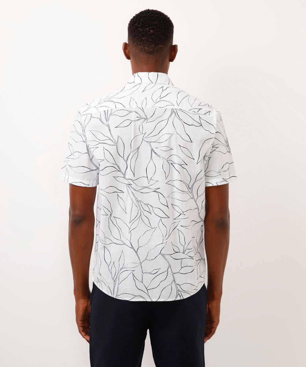 camisa comfort com linho folhagens branca