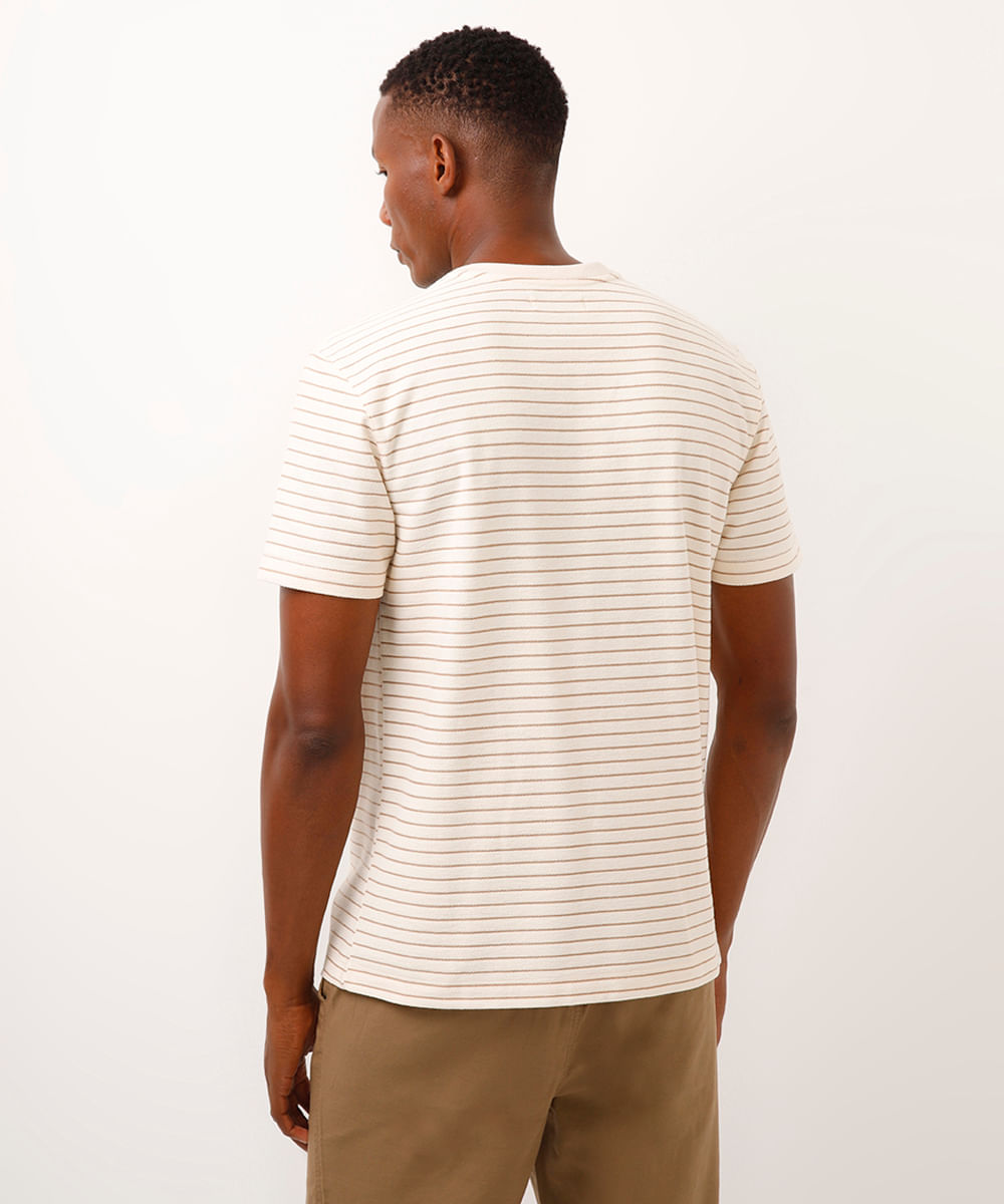 camiseta comfort listrada bege