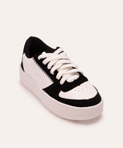 tênis infantil com recortes branco