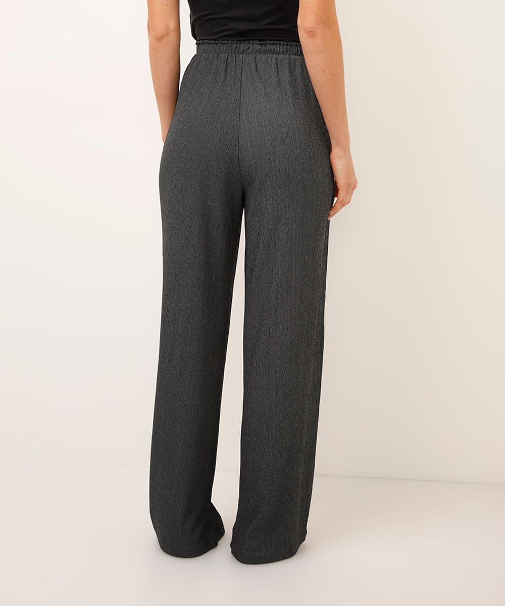 calça pantalona texturizada cinza