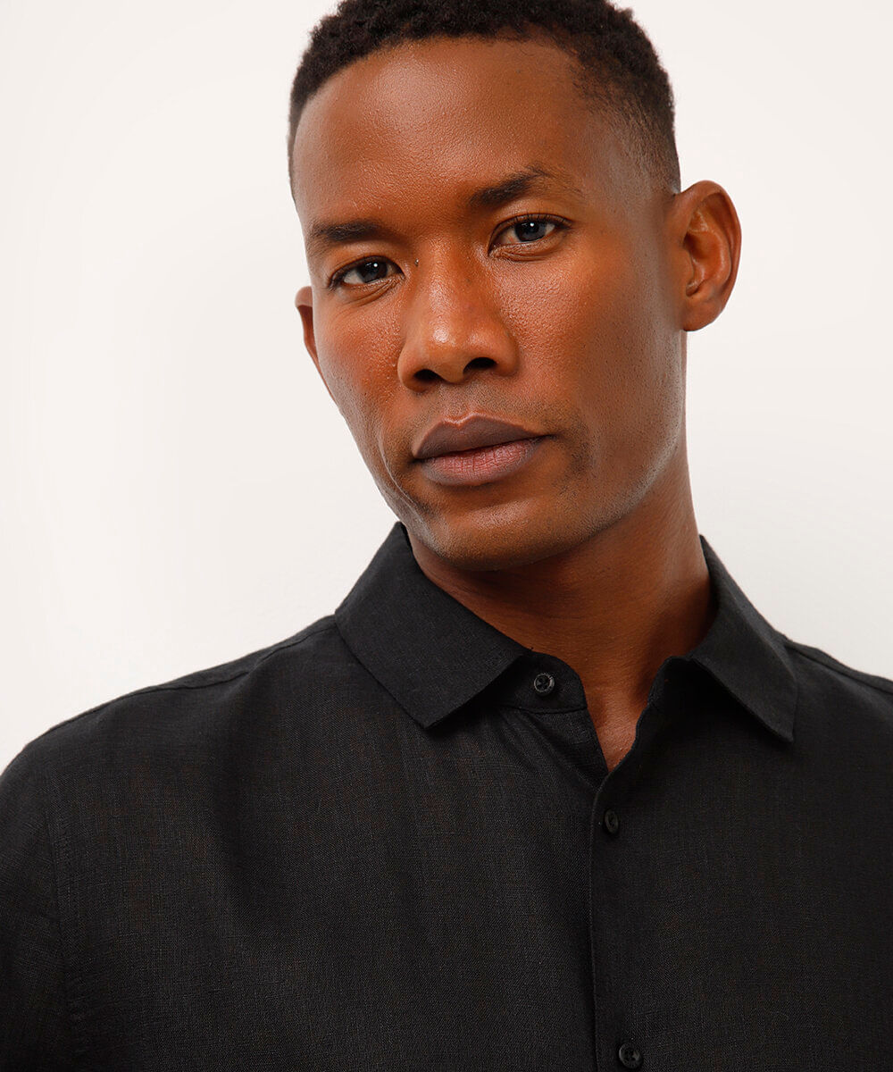 camisa de linho manga curta preta