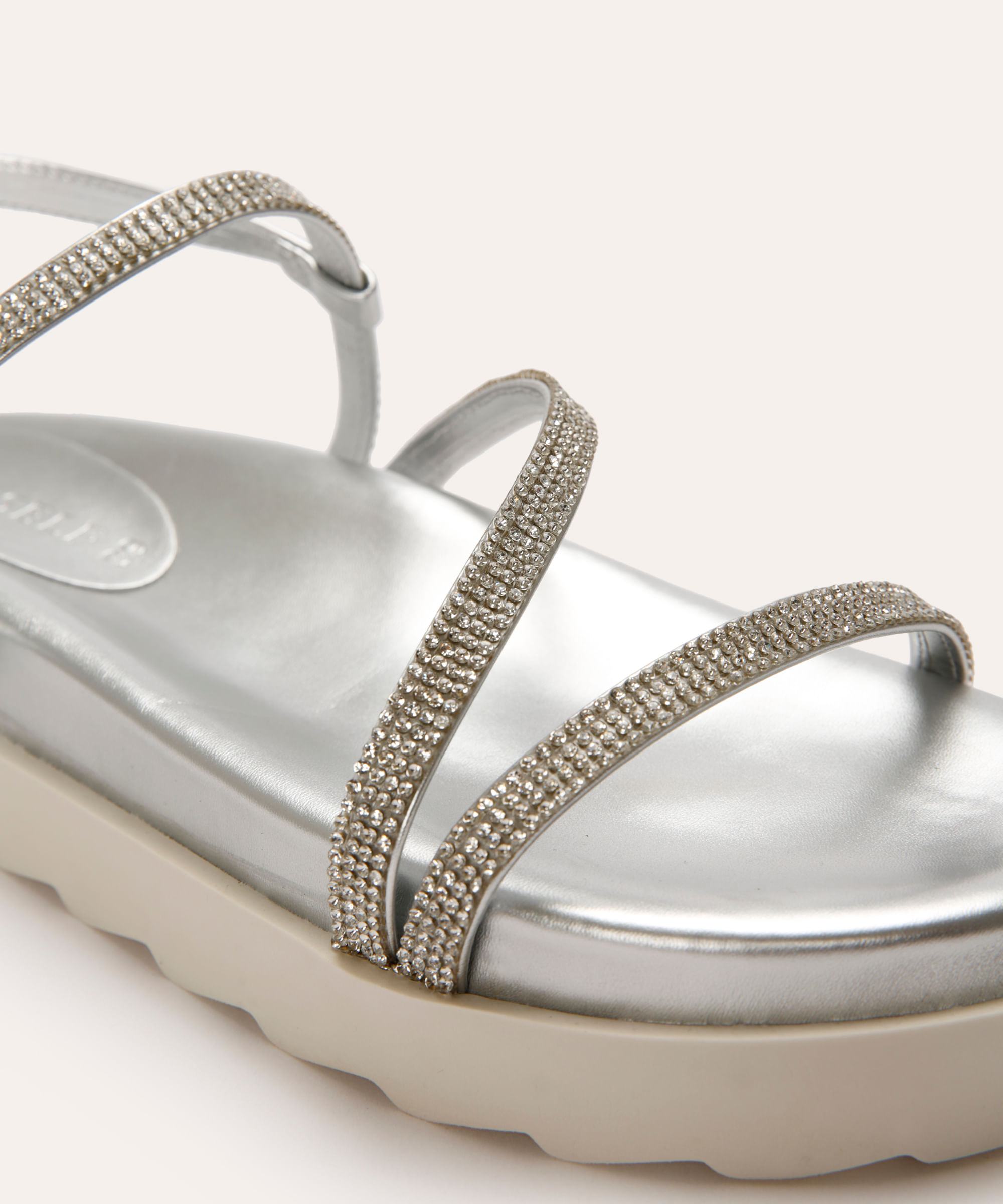 papete flatform feminina metalizada oneself prateada
