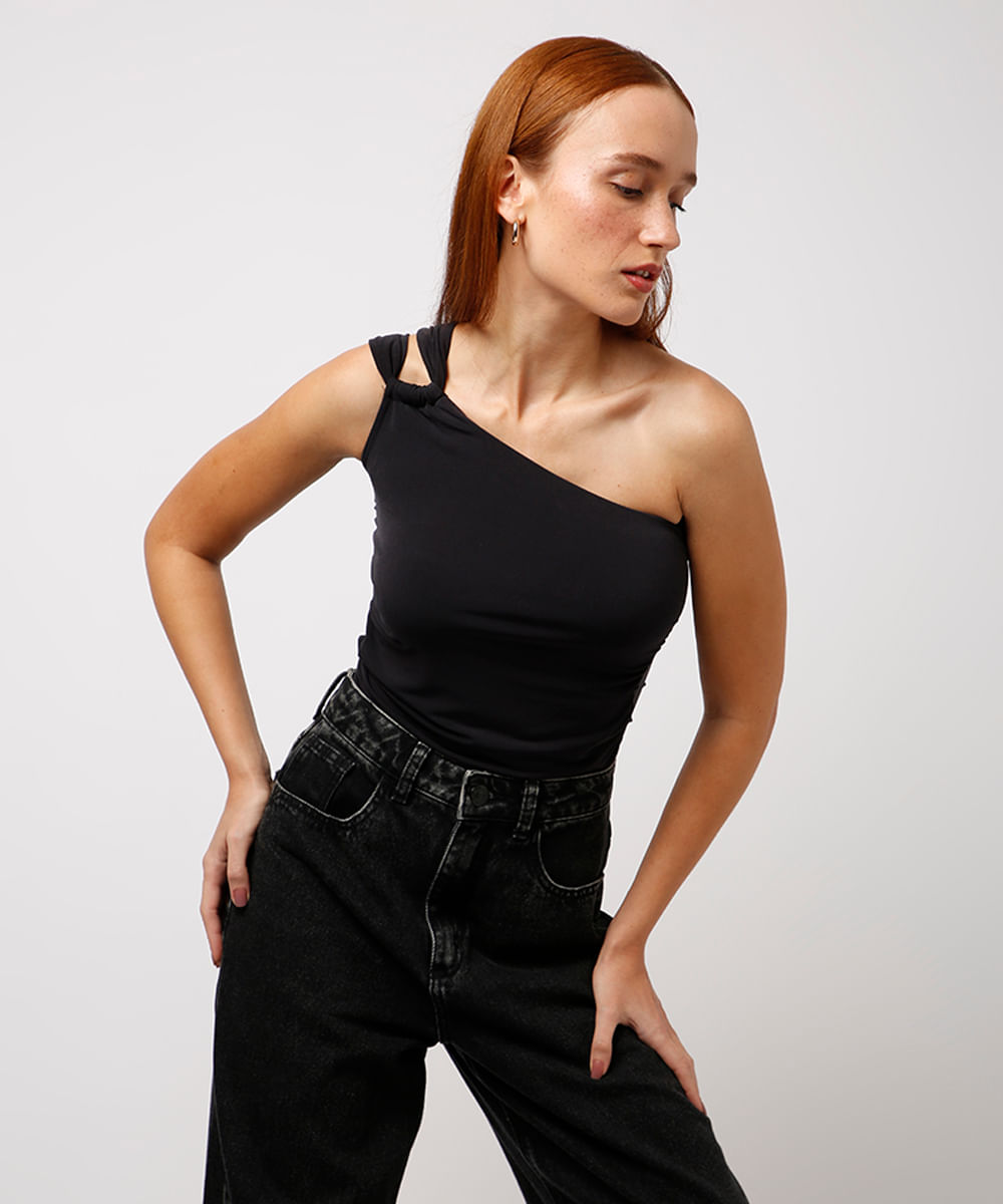 blusa ombro único franzida mindset preta