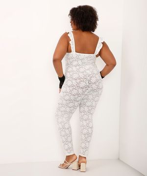 macacão de renda floral com pérolas plus size off white
