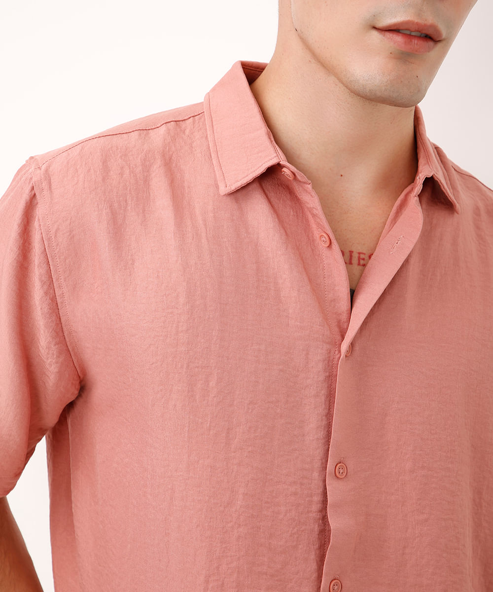 camisa manga curta texturizada rosa
