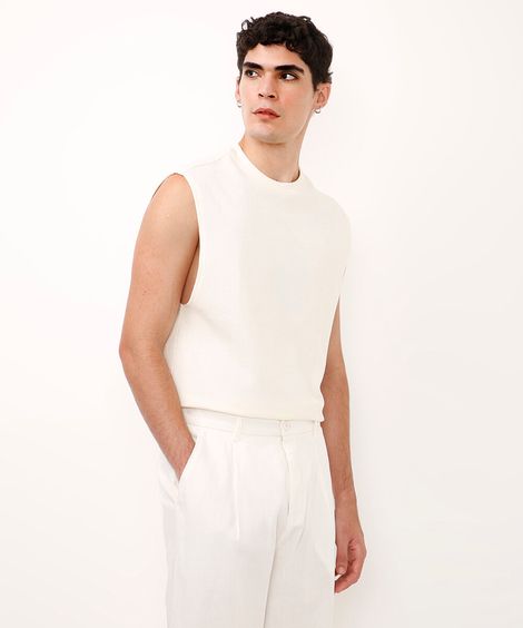 regata machão de algodão texturizada off white