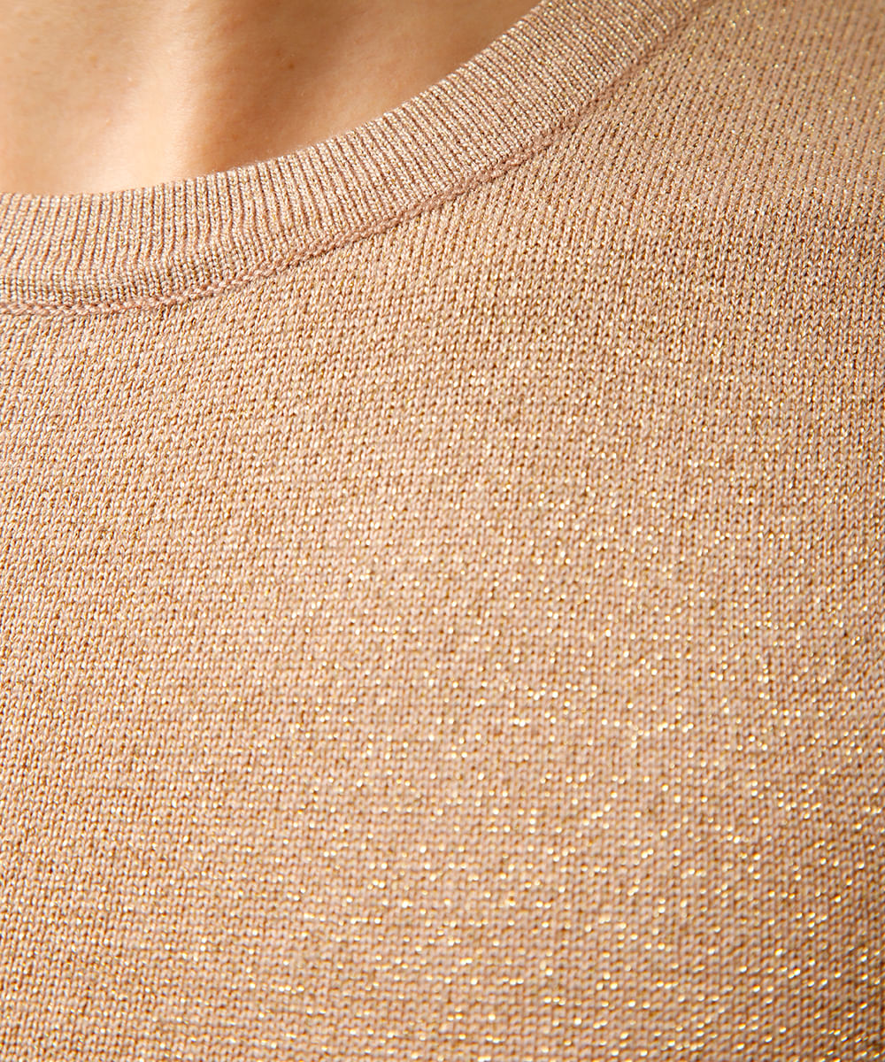 regata de tricot com lurex dourada