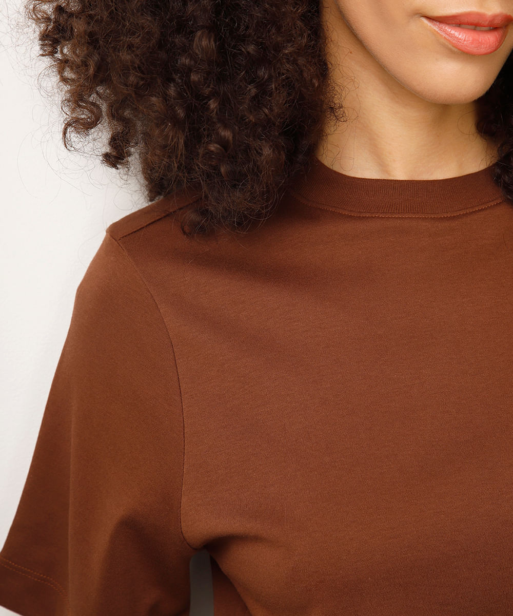 cropped de algodão peruano marrom