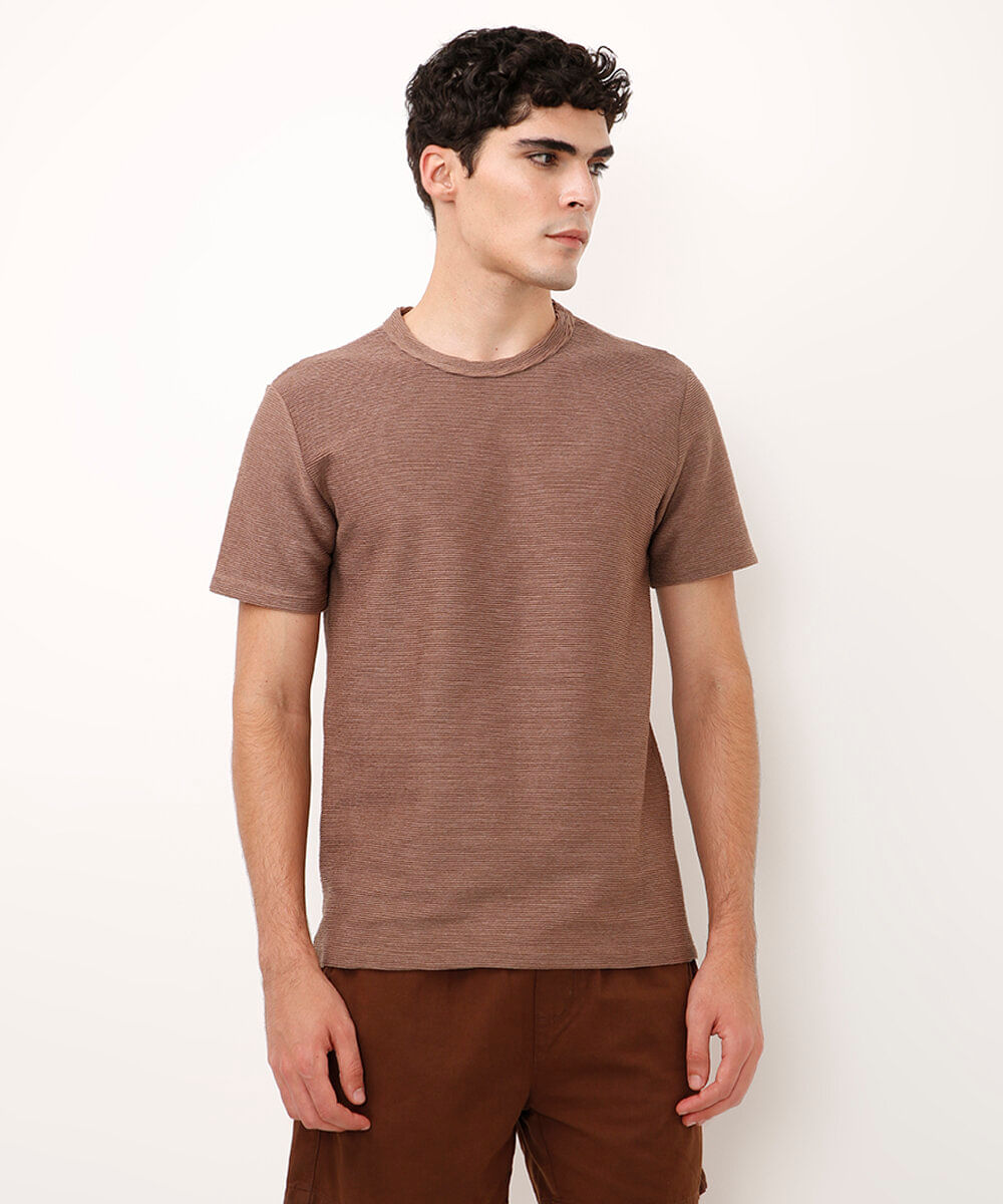 camiseta de algodão texturizada marrom