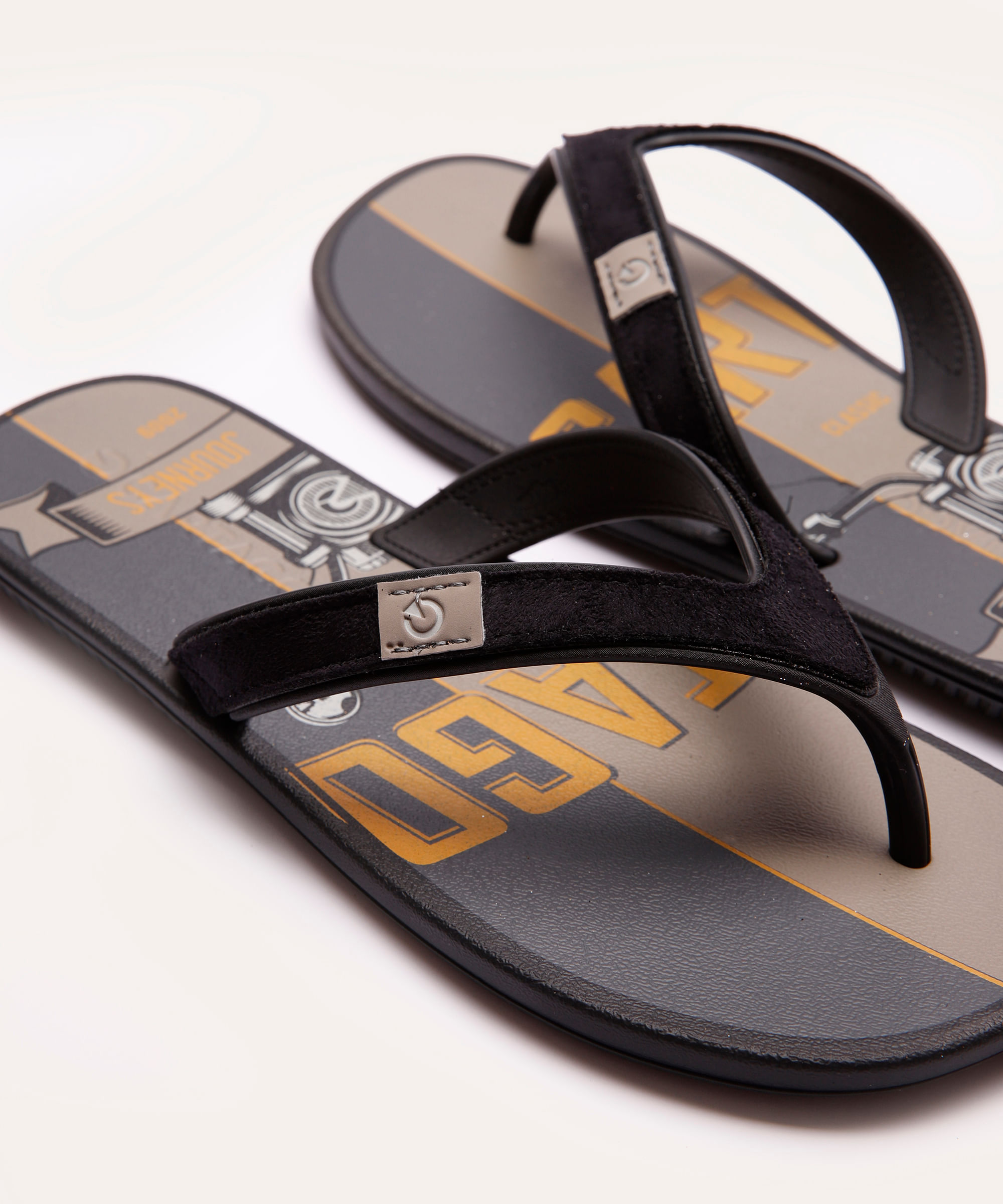 chinelo cartago preto