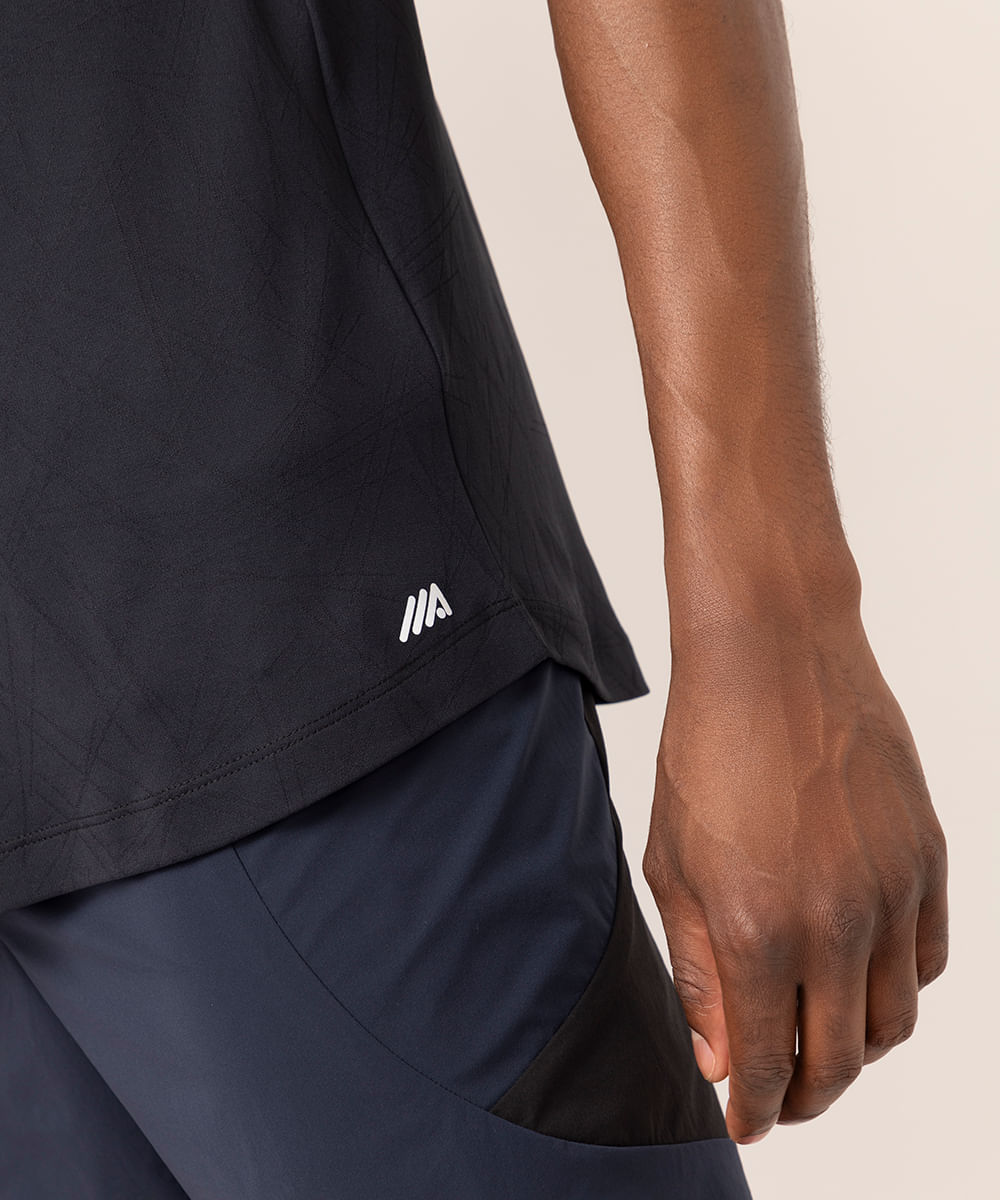 camiseta esportiva slim masculina texturizada preta