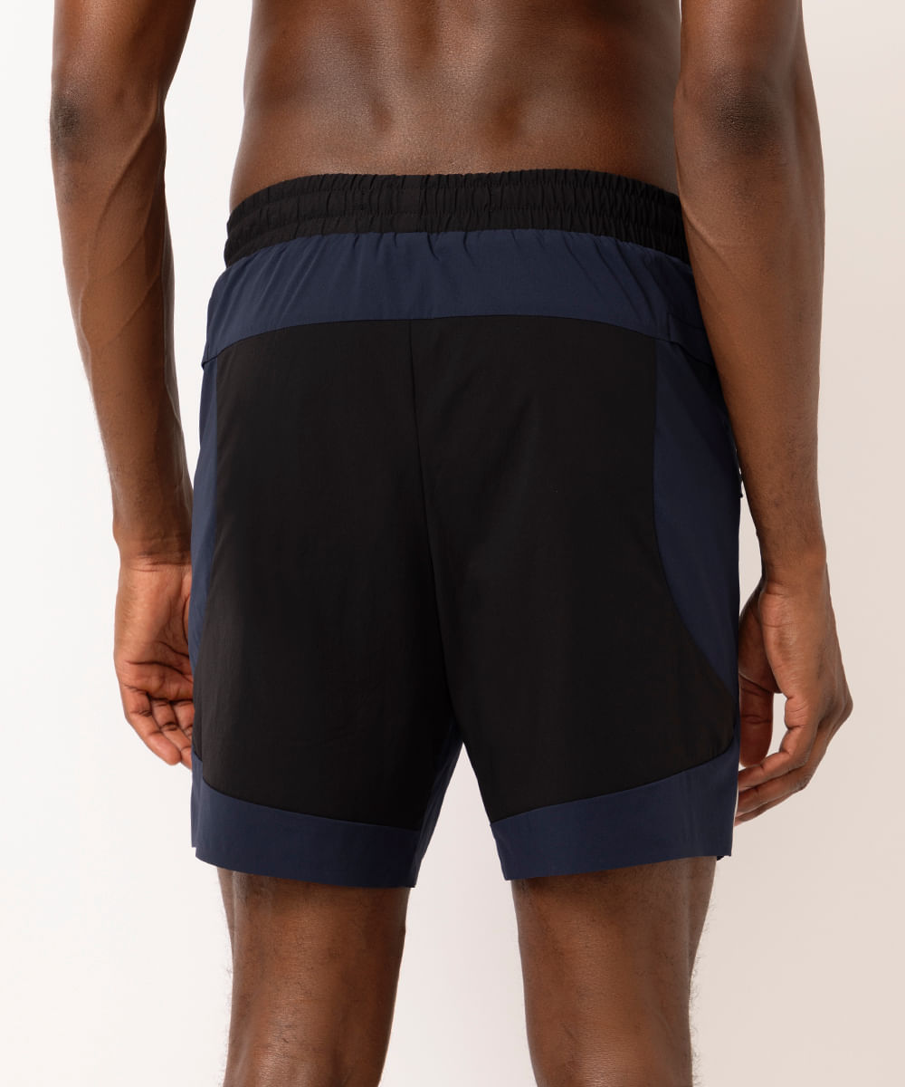 short reto masculino com compressão esportivo preto