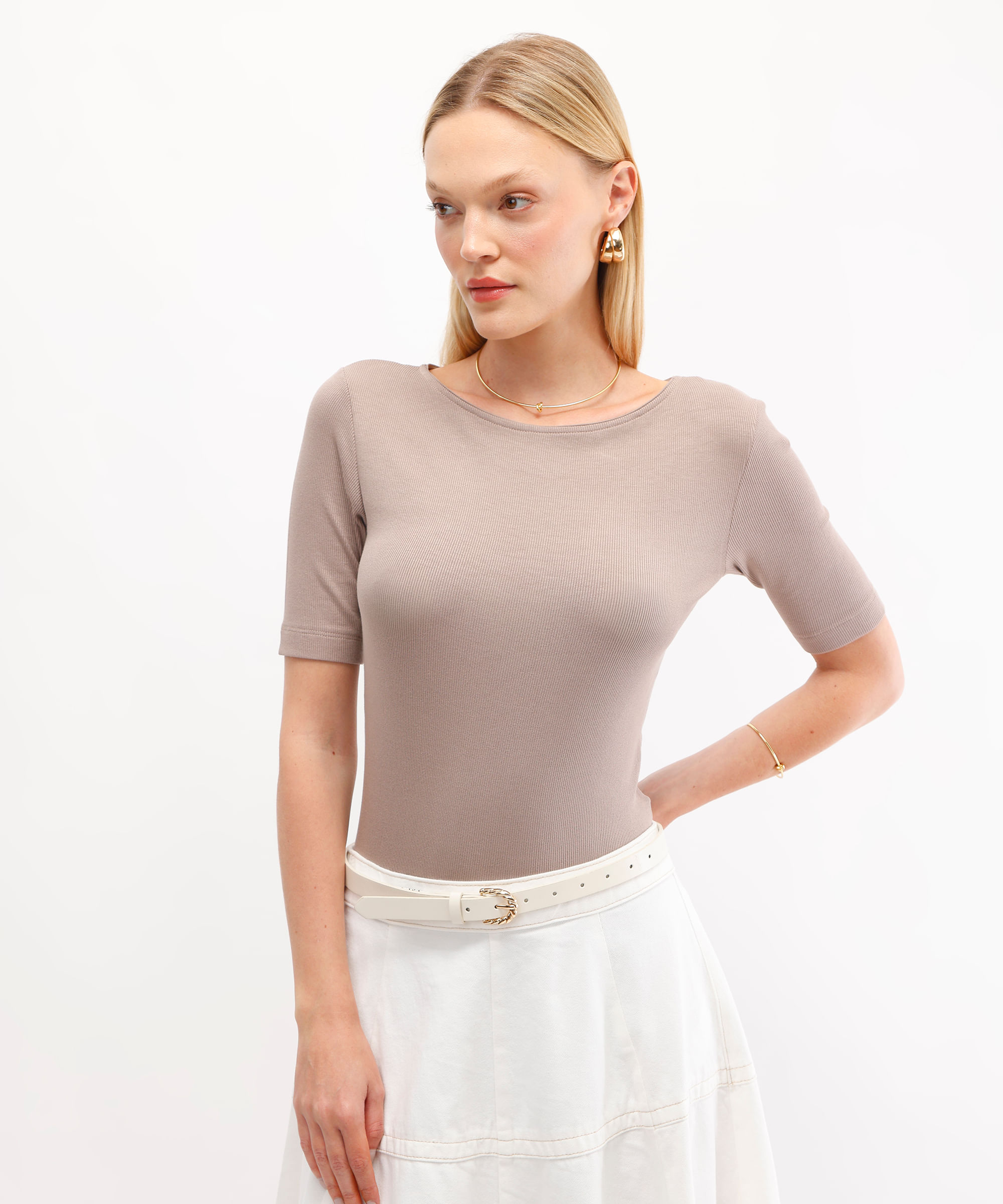 blusa feminina de viscose canelada bege