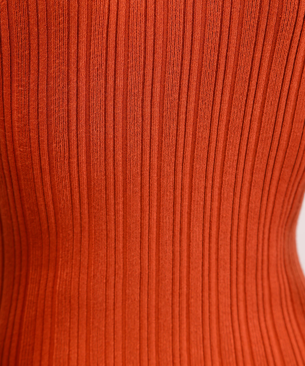 vestido midi feminino de tricot com fenda laranja