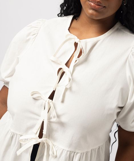 blusa manga bufante com amarração plus size off white