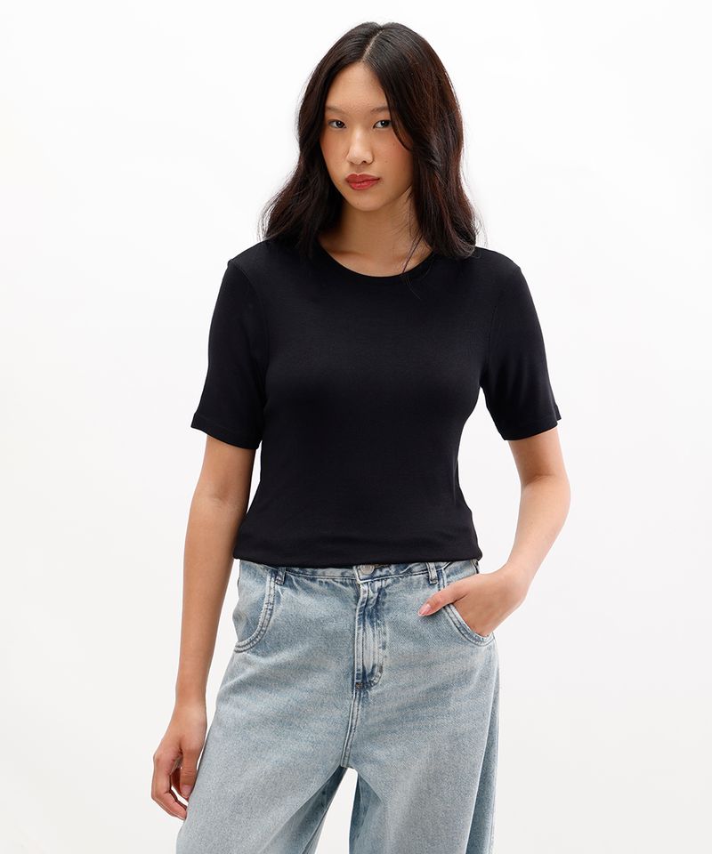 camiseta feminina de viscose canelada preta