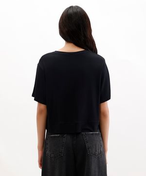 cropped básico feminino de viscose manga curta preto