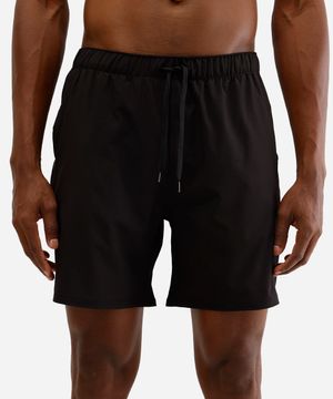 short de praia com bolsos preto