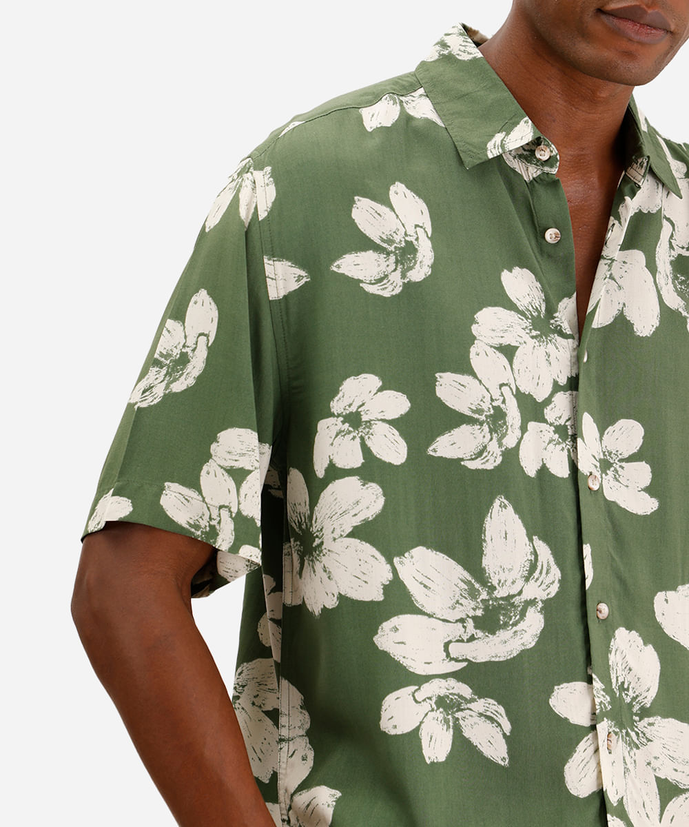 camisa masculina de viscose manga curta floral verde