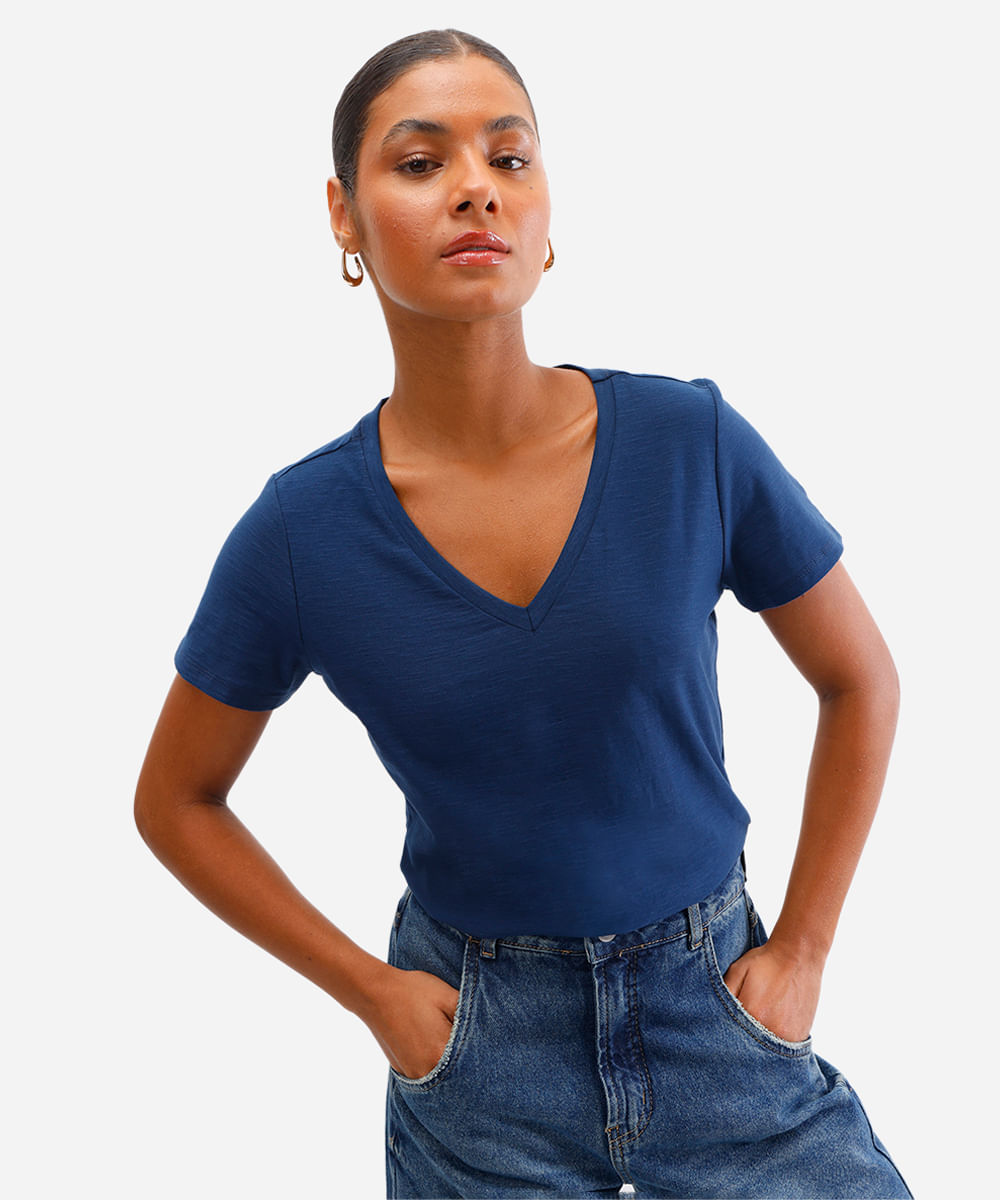 blusa básica manga curta decote v azul