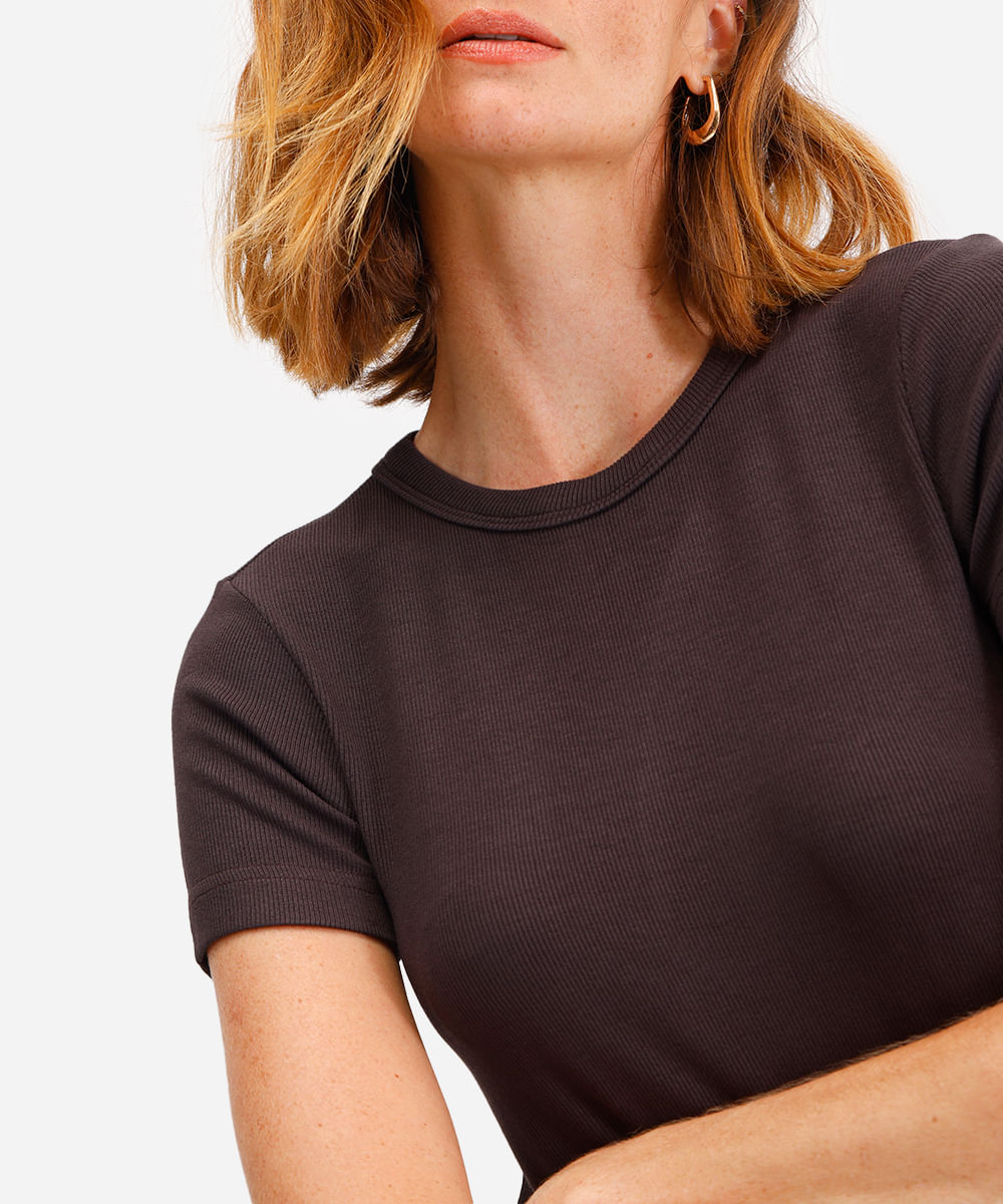 blusa feminina de viscose canelada marrom