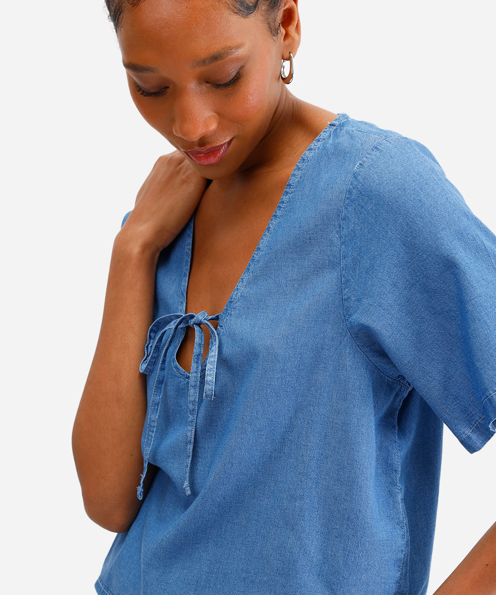 blusa feminina jeans com amarração azul
