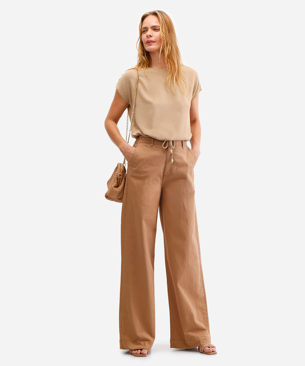 blusa feminina texturizada com amarração bege