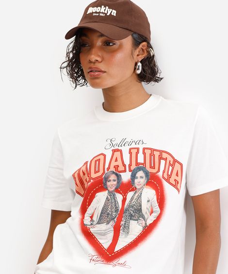 camiseta feminina de algodão tapas e beijos off white