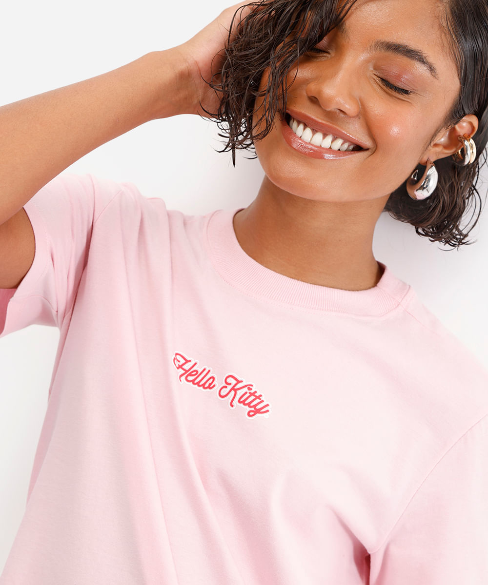 camiseta feminina hello kitty com brinde rosa
