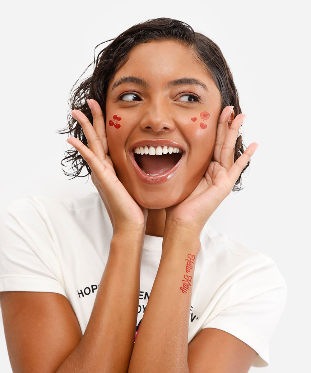 camiseta feminina hello kitty com brinde rosa