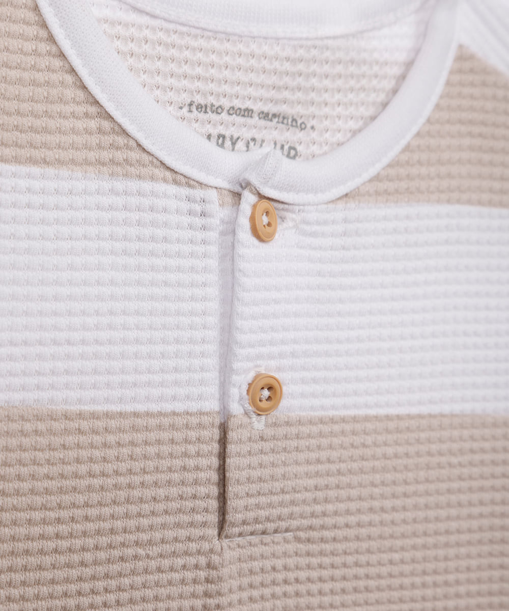 camiseta de algodão infantil texturizada e listrada bege