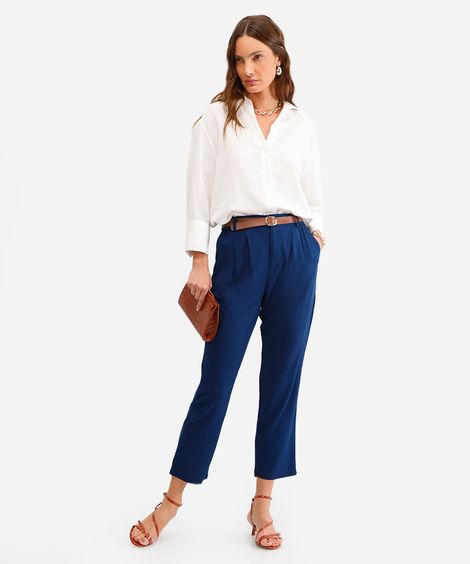 calça cenoura feminina com linho e cinto azul