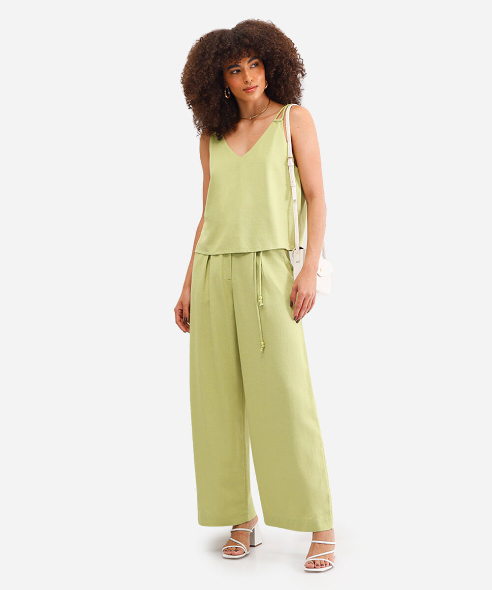 blusa com linho decote v verde