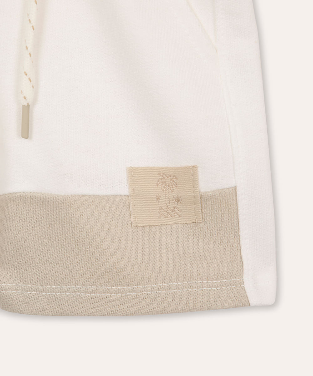 short infantil de moletom com recorte off white
