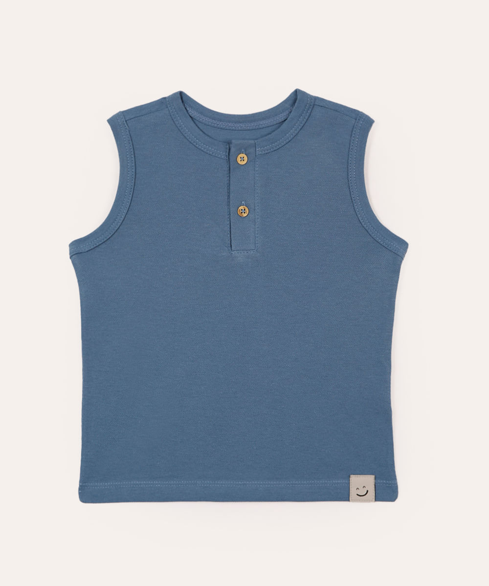 regata de algodão infantil com botão azul