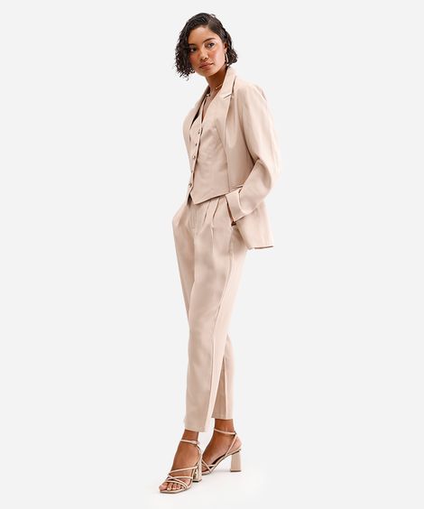 calça feminina de alfaiataria com pregas bege