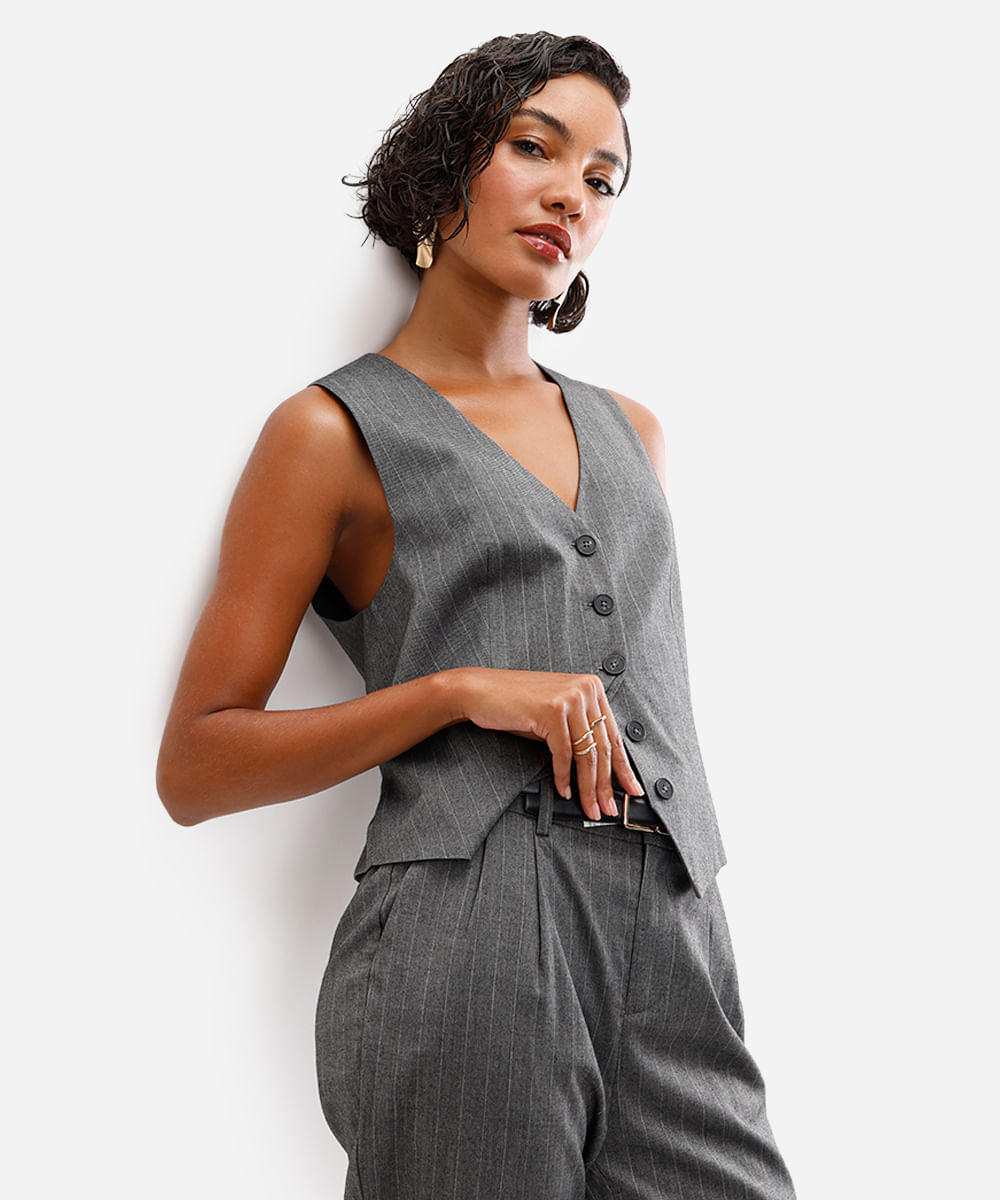 colete feminino de alfaiataria listrado cinza