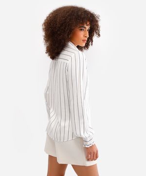 camisa feminina de viscose com franzido listrada preto