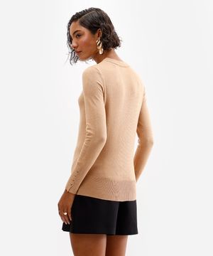 suéter de tricot listrado com botões bege
