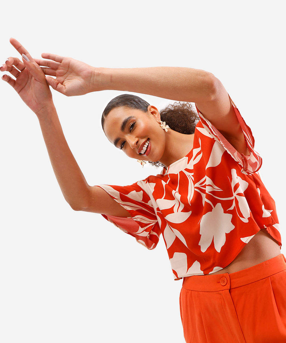 blusa feminina de viscose floral manga curta laranja
