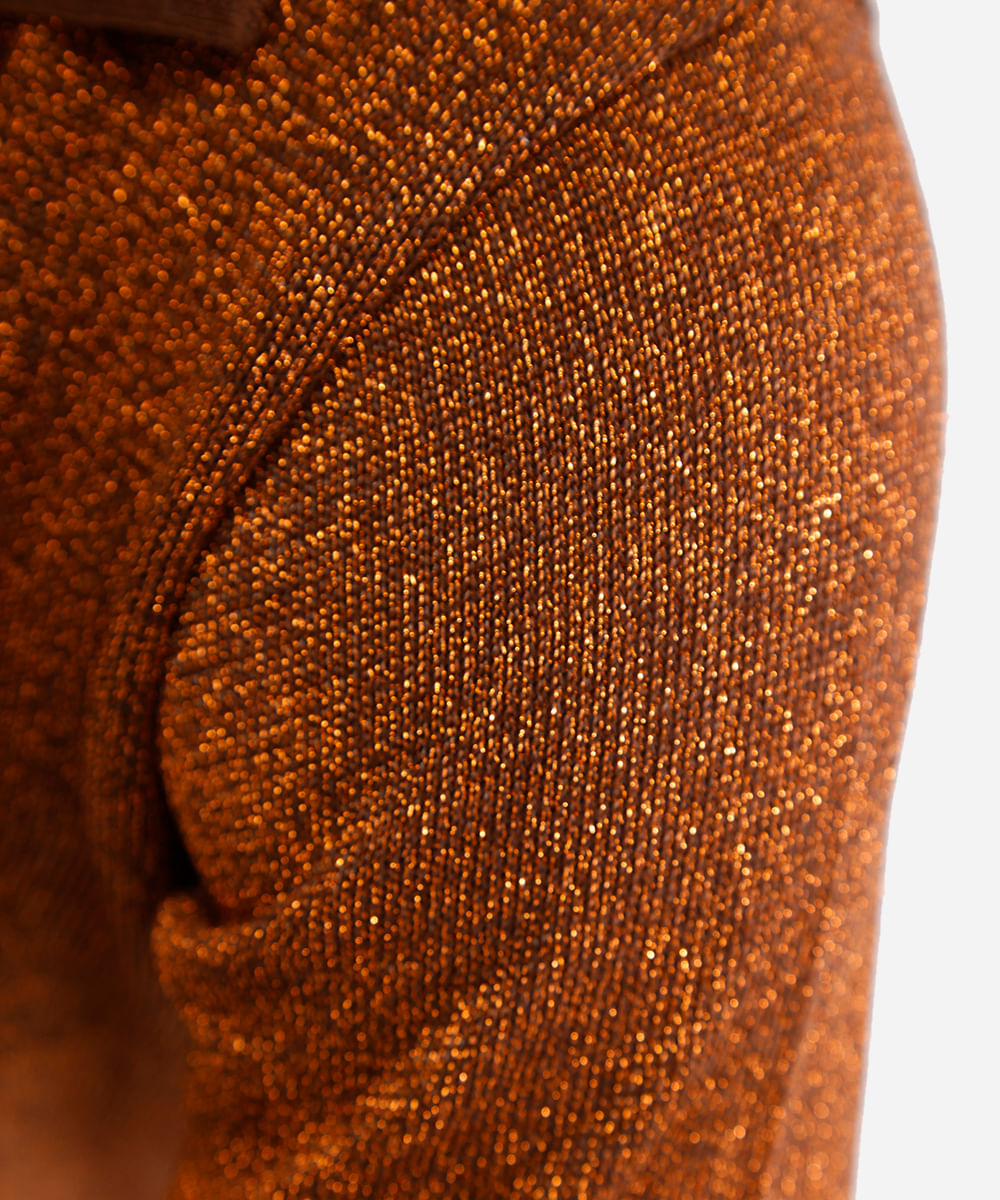 polo feminina de tricot com lurex marrom