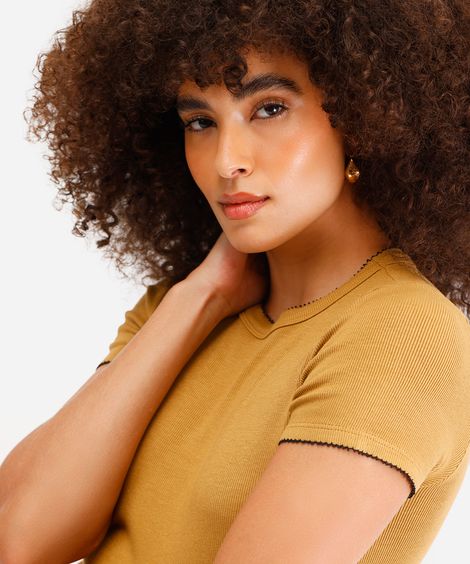 blusa feminina de viscose com bordado marrom