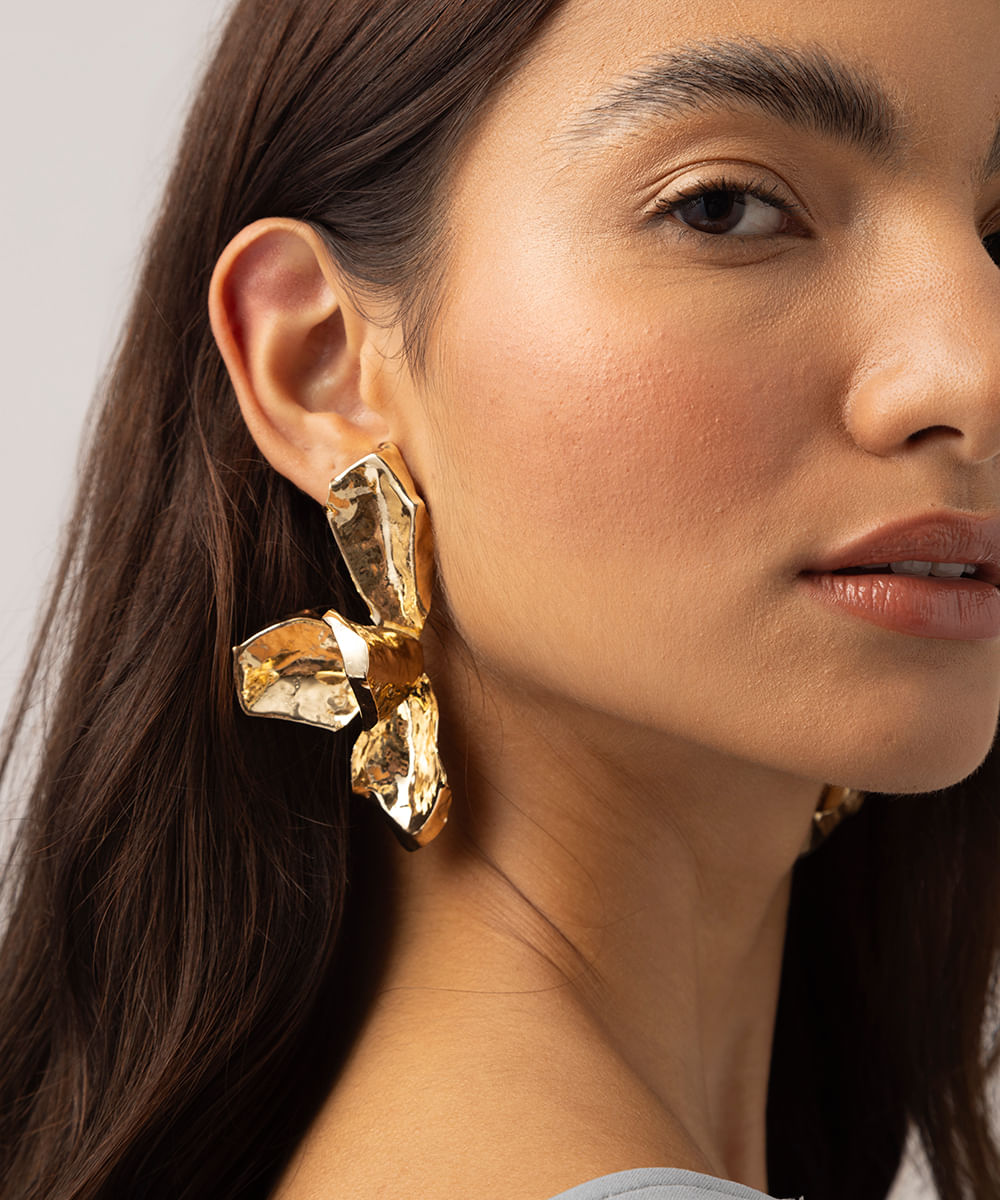 brinco floral orgânico mindset dourado