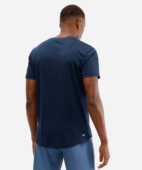 camiseta esportiva masculina estampada azul