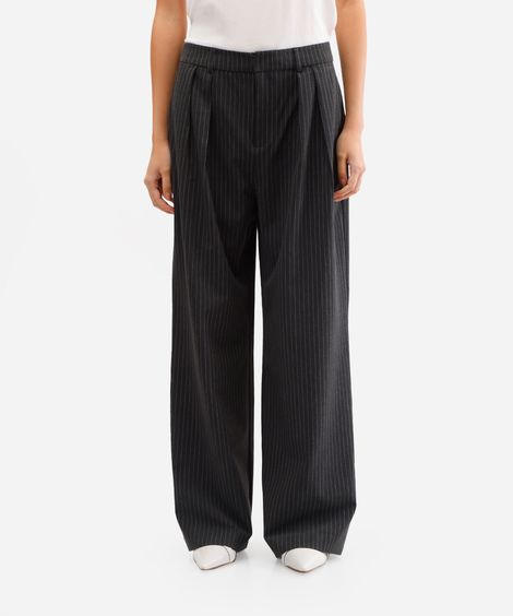 calça baggy feminina de alfaiataria risca de giz cinza