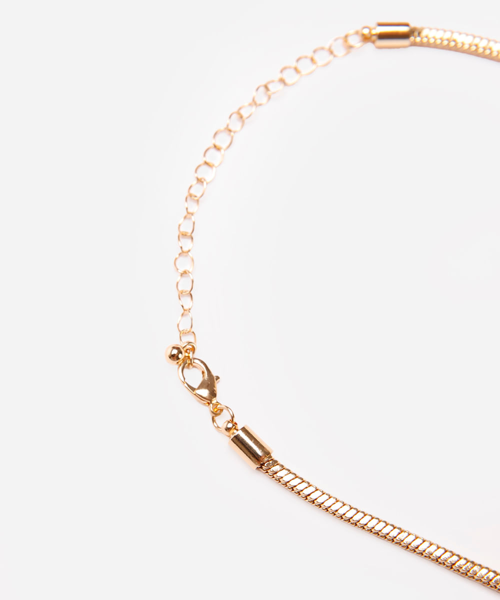colar texturizado dourado